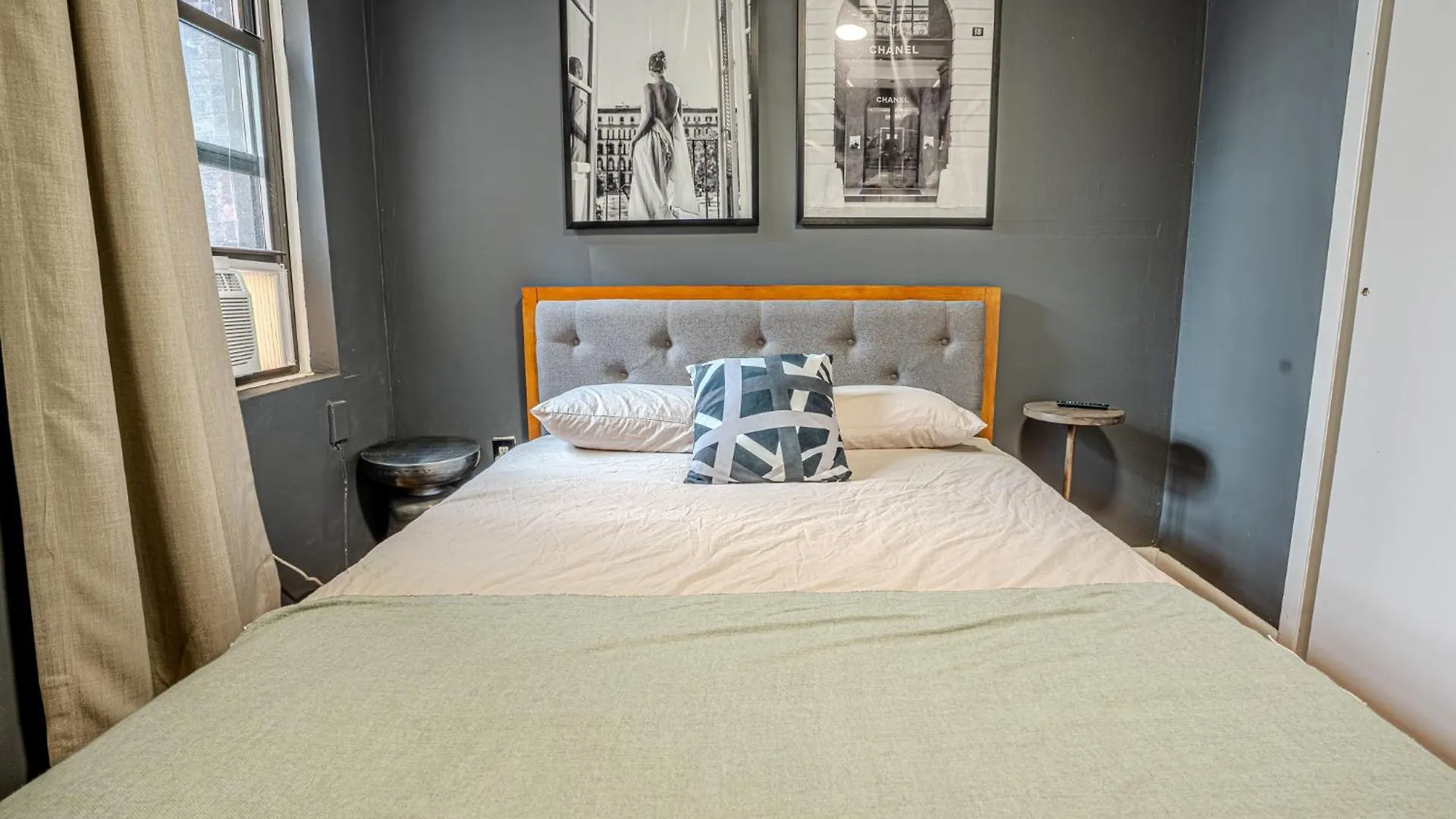Stylish 3Bd Near Empire Daire New York 0*,  ABD